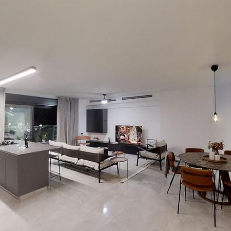 Luxury 3&4 Bedroom New Apartments - Close To The Beach & Bahai Gardens Hayfa Dış mekan fotoğraf